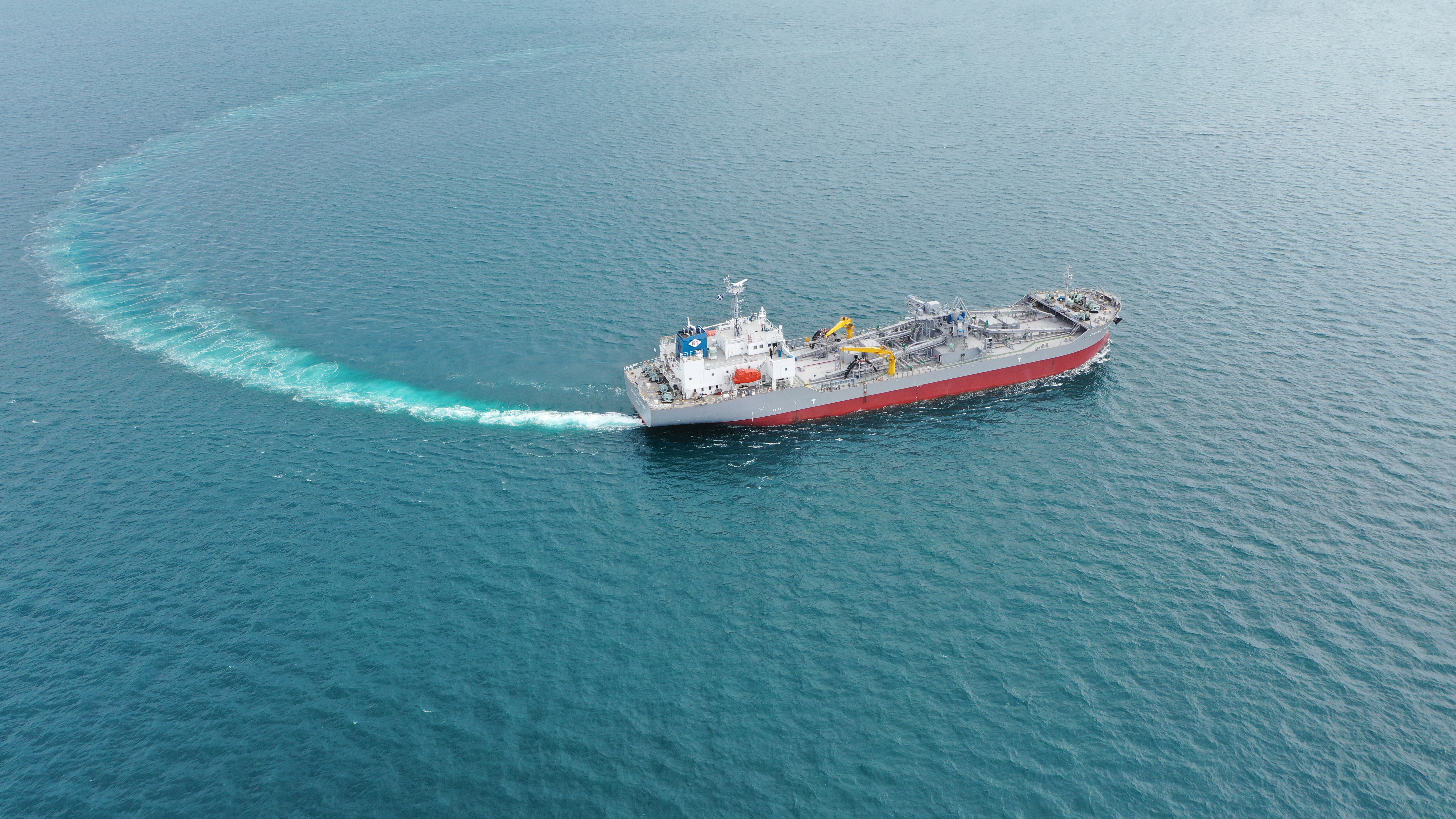 Dokumentasi Drone Sea Trial Kapal oleh Aerialiance